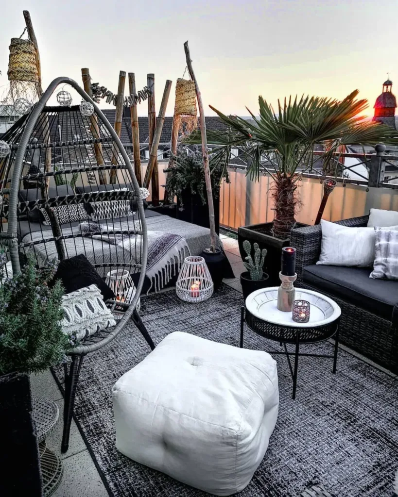 terrasse bohème avec fauteuil cocon