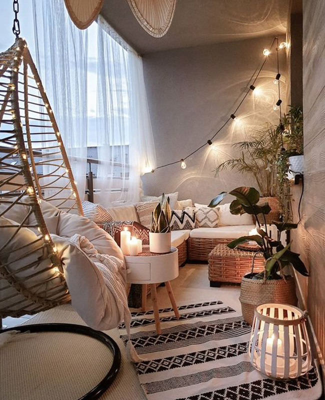 source: ambiance cocooning sur le balcon